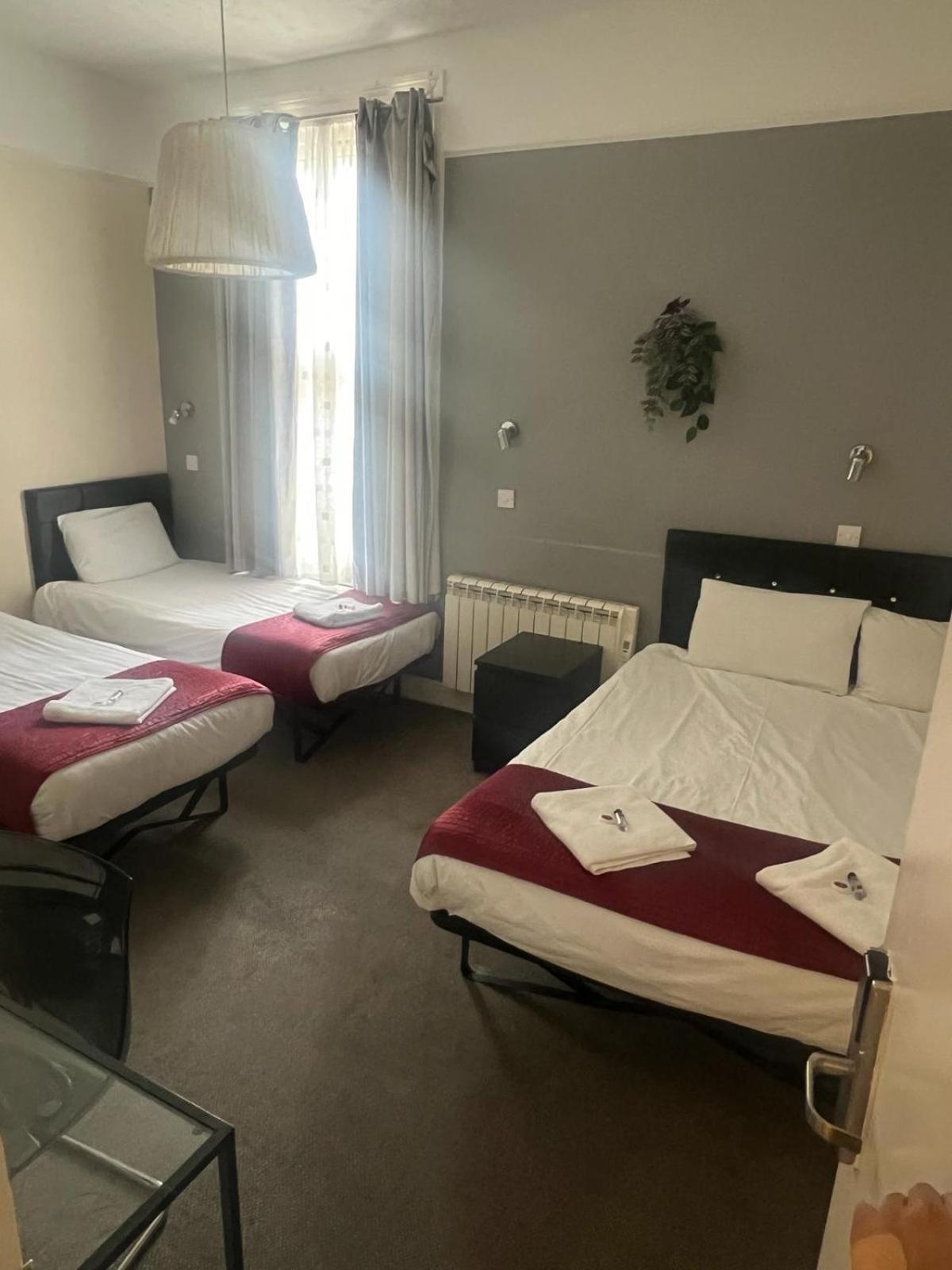 Saba Rooms And Apartments Лондон Экстерьер фото